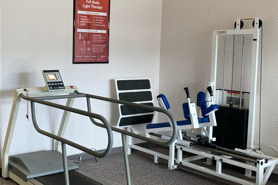 Physicaly therapy office and equipment